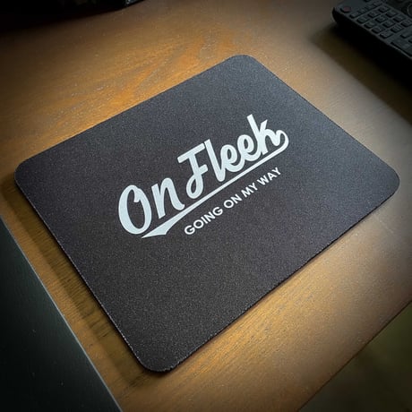 OnFleekマウスパッド