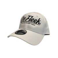 OnFleek CAP（NEWERA 9FORTY WHITE）