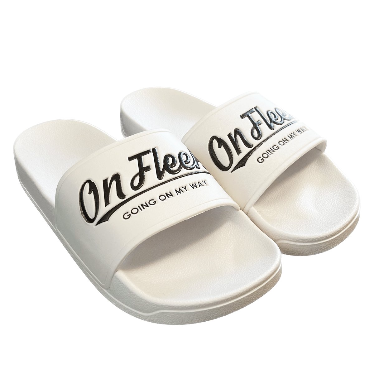 氣志團 シャワーサンダル OnFleekシャワーサンダル (ホワイト/ロゴブラック) | On Fleek