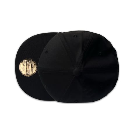 OnFleek CAP（NEWERA BLACK）