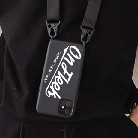 【在庫限り】OnFleek  iPhoneケース（ソフトシリコン・ストラップ付）