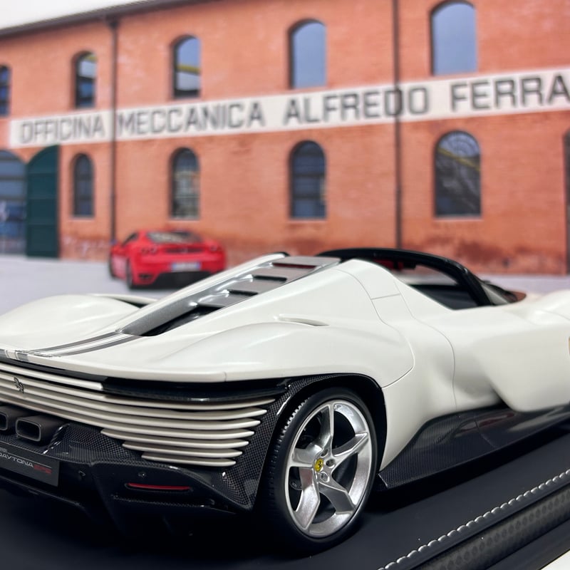 BBR 1/18 2022年モデル フェラーリ SP3 ICONA ホワイト Ferrari Daytona SP3 Icona Metallic Matt Italian White 1:18