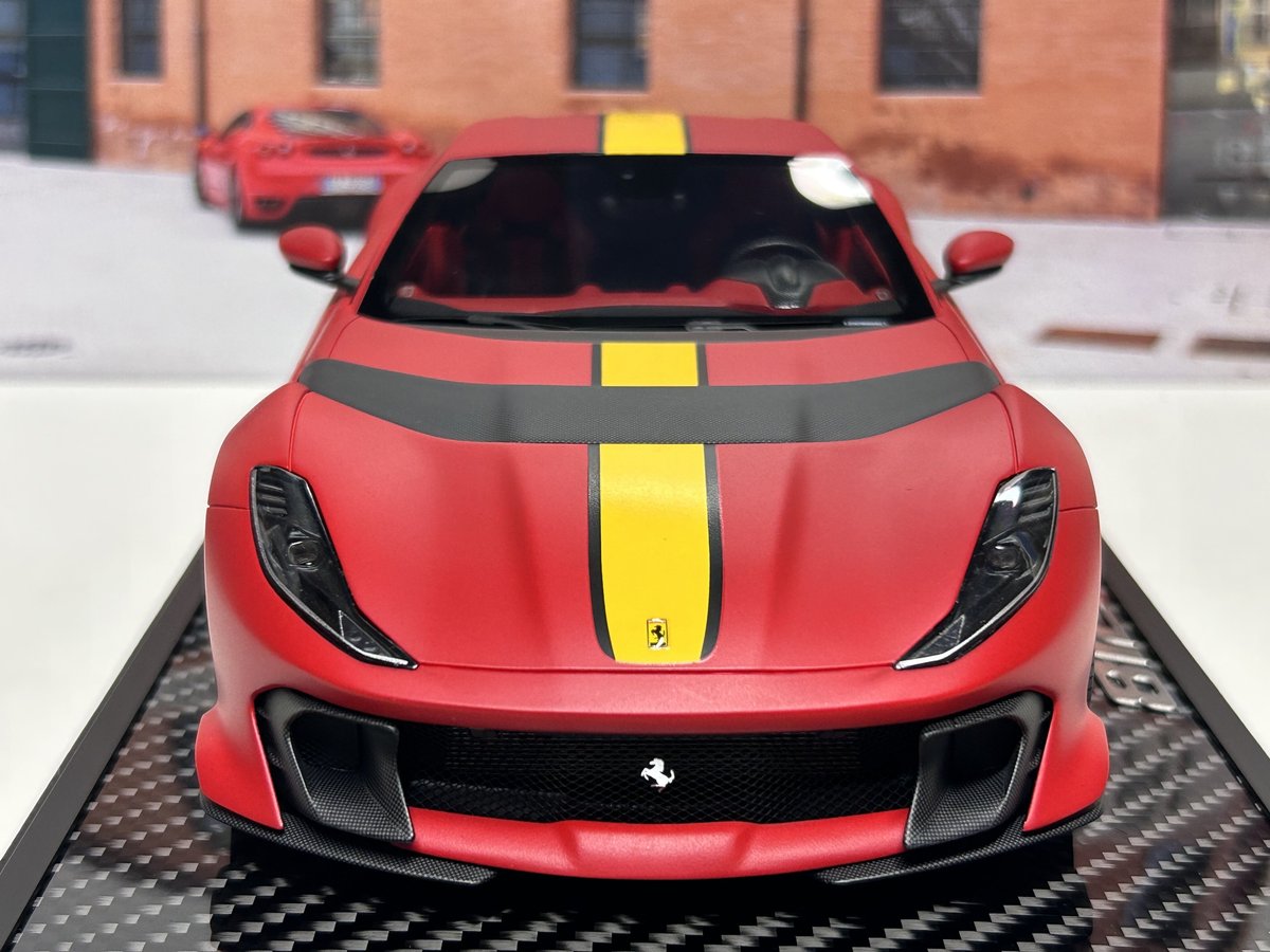 世界限定570台 BBR 1/18 フェラーリ 812superfast試作品？ Amazon | ミニカー 1/18 フェラーリ 812 BBR-MODELS 1/18 FERRARI 812