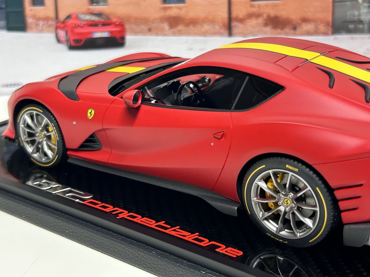BBR 1/18 Ferrari 812 Competizione Rosso F1-75 フ