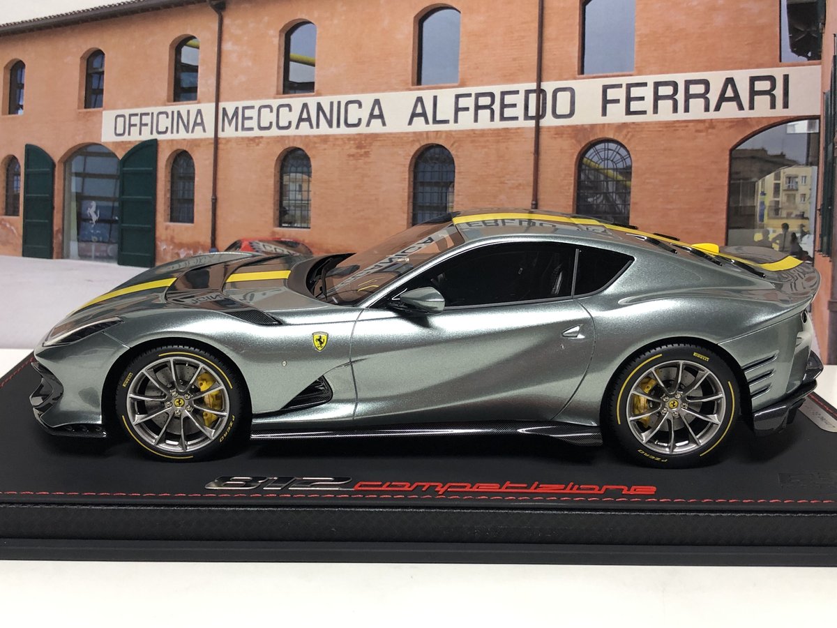 1/18 BBR Ferrari 812 Competizione Grigio coburn
