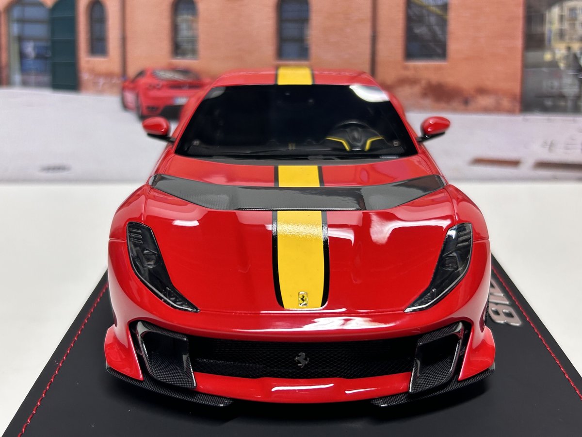 BBR 1/18 Ferrari 812 Competizione Rosso corsa フ