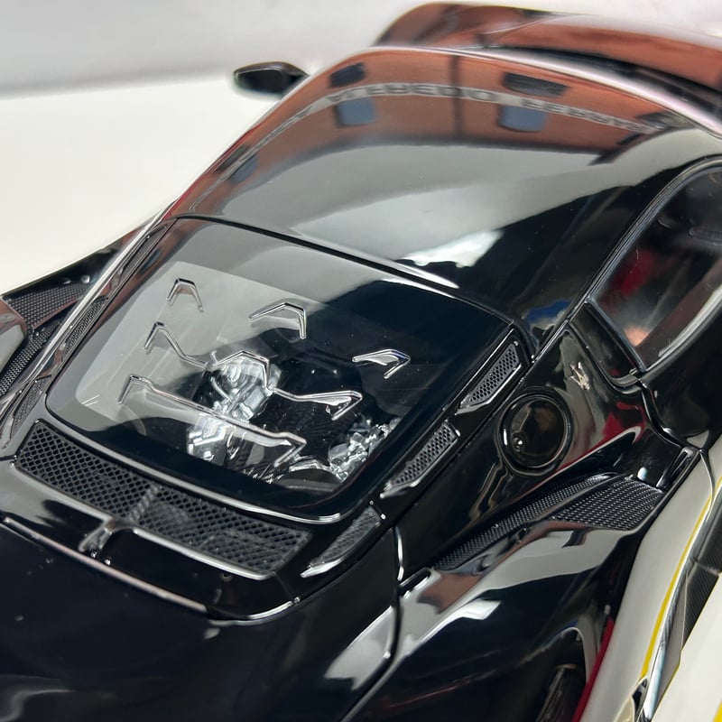 BBR 1/18 Maserati MC20 Nero enigma マセラティ HE1800 BBR 1/18 Maserati MC20 Nero enigma マセラティ HE1800