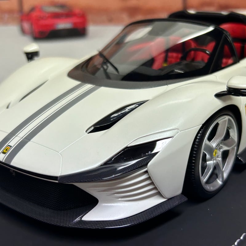 BBR 1/18 Ferrari Daytona SP3 Icona Bianco Itali