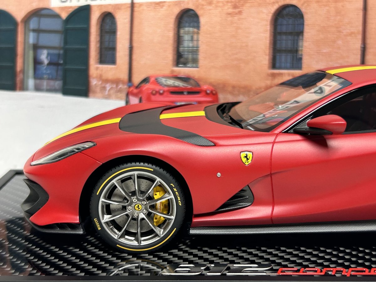 BBR 1/18 Ferrari 812 Competizione Rosso F1-75 フ