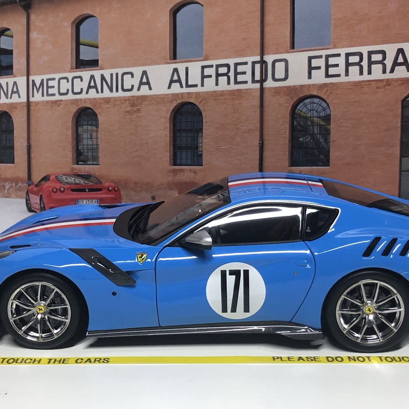 1/18 BBR Dicast Ferrari F12 tdf Tailormade insp