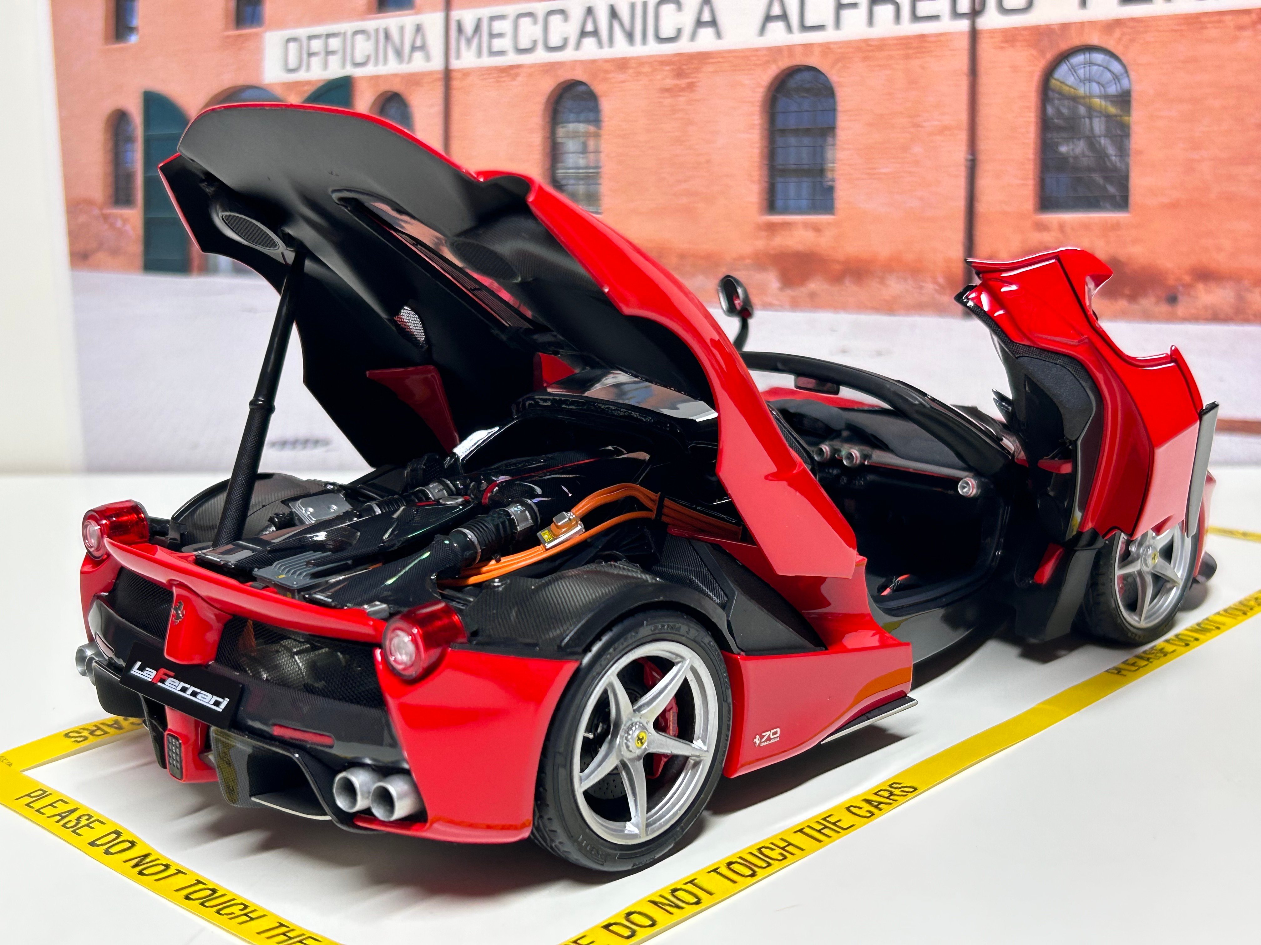 BBR 1/18 Ferrari La Ferrari Aperta Rosso corsa