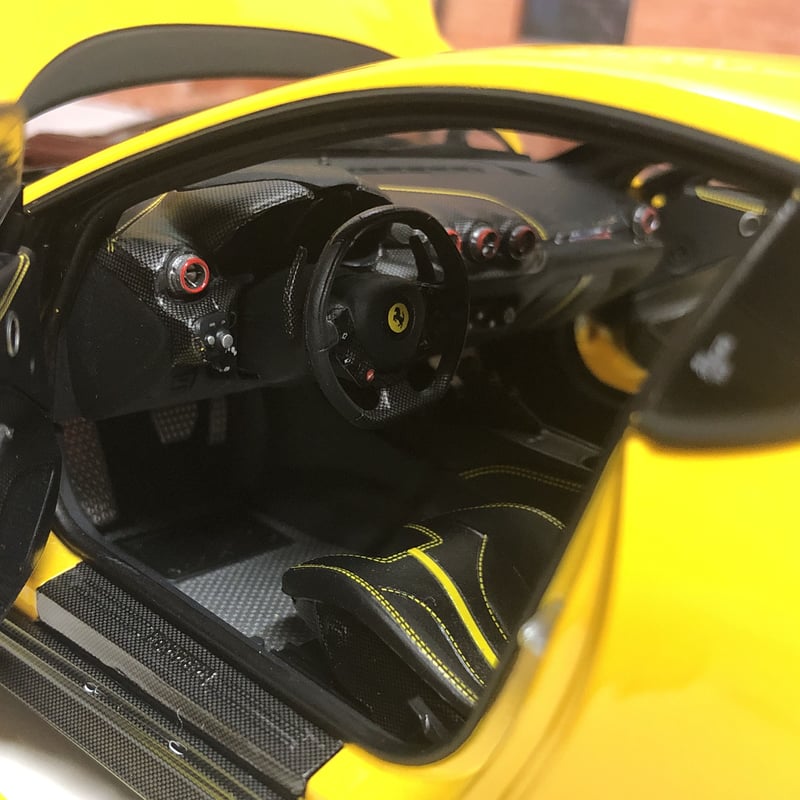 1/18 BBR Dicast Ferrari F12 tdf Giallo Tristrat