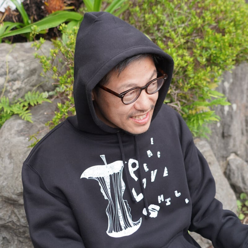 KryClothing 黒 ジップパーカー 目と星のデザイン