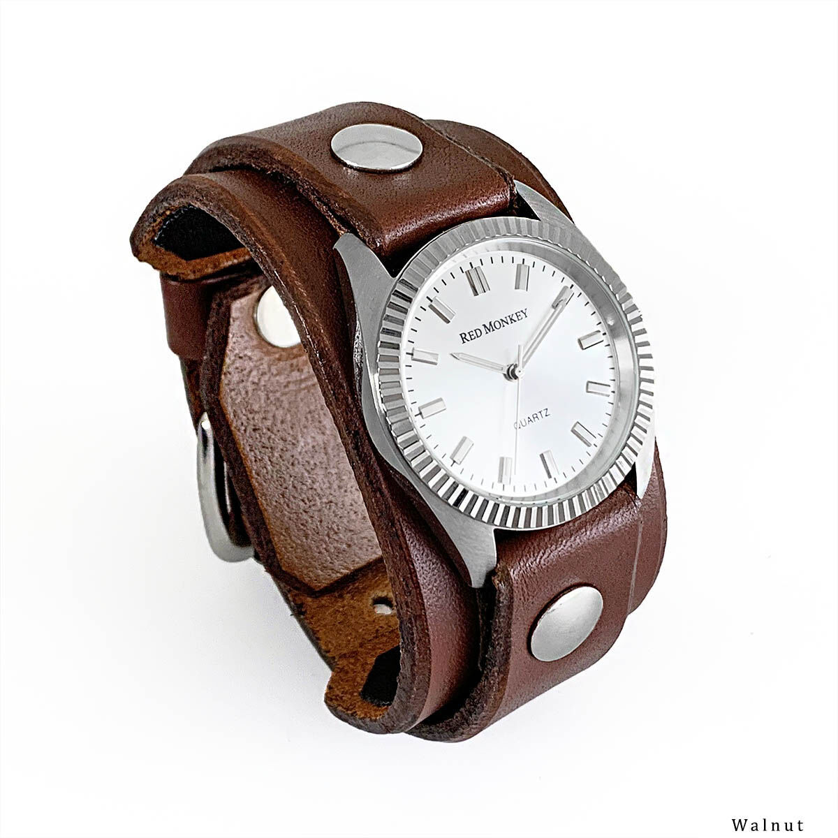 ブラッドピットメキシカン着用レッドモンキー時計