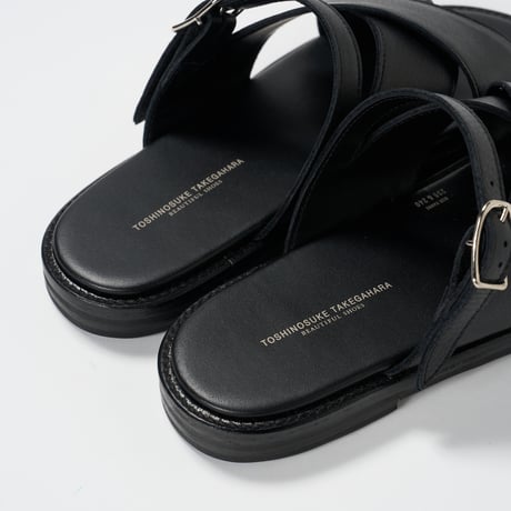 Beautiful Shoes (ビューティフルシューズ) / Crossy Sandals