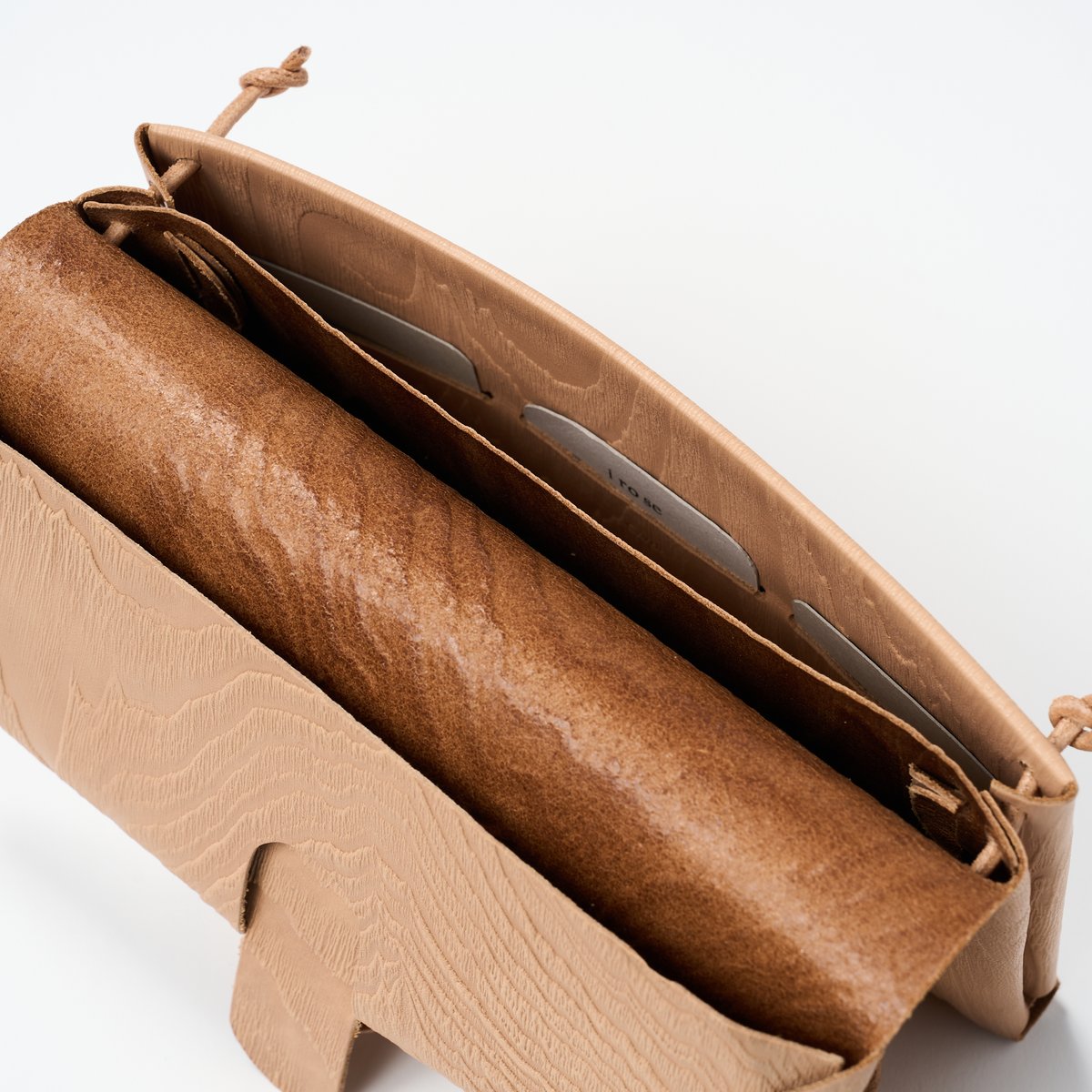 irose(イロセ) / Seamless Shoulder Case | HIBIYA CE
