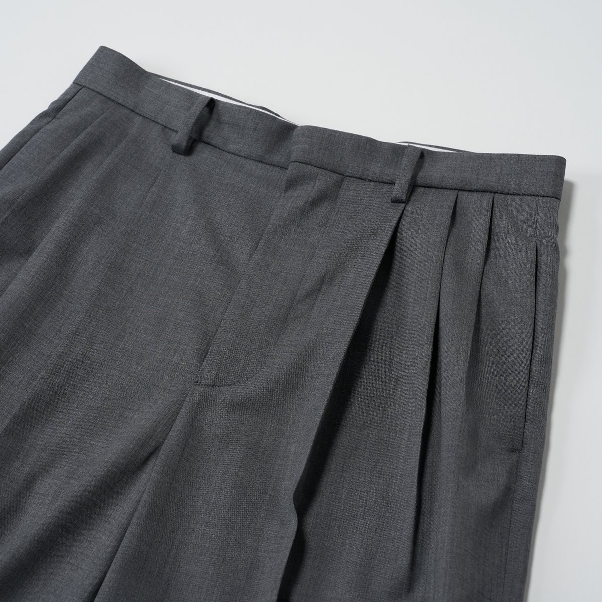 【26SS】YLEVE　S120S CHAMBRAY W 3TACK YLEVE (イレーヴ) / Super120'S Chambray Wool 3Tack T