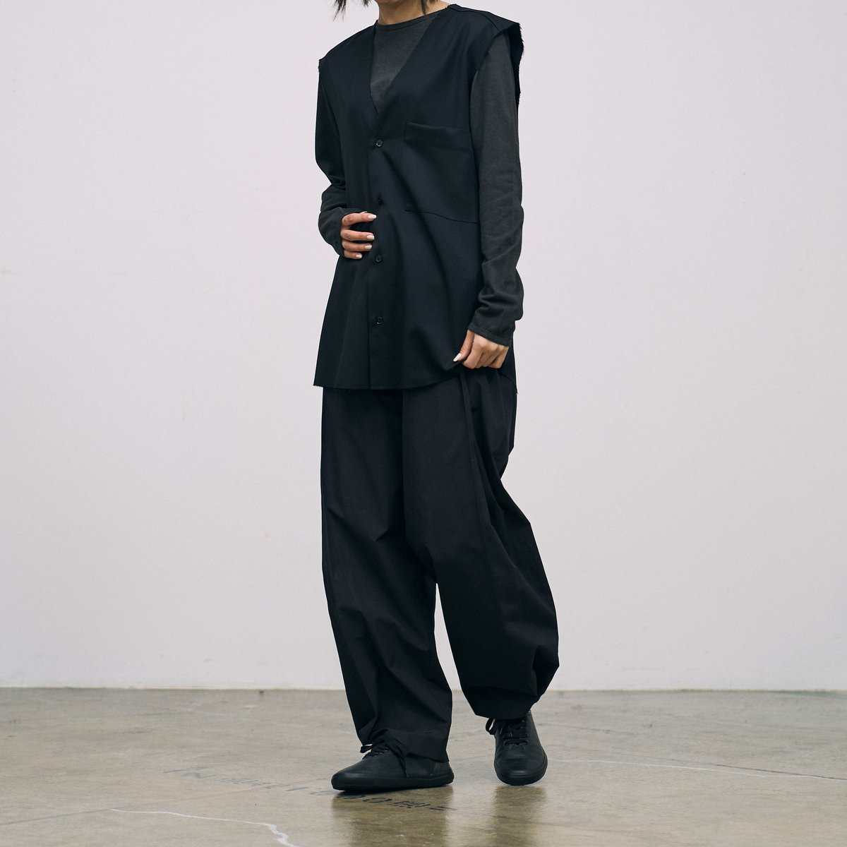 GABRIELA COLL GARMENTS / SLEEVELESS ブラウス GABRIELA COLL GARMENTS ''NO.74 POPLIN SLEEVELESS SHIRT ''(BEIGE