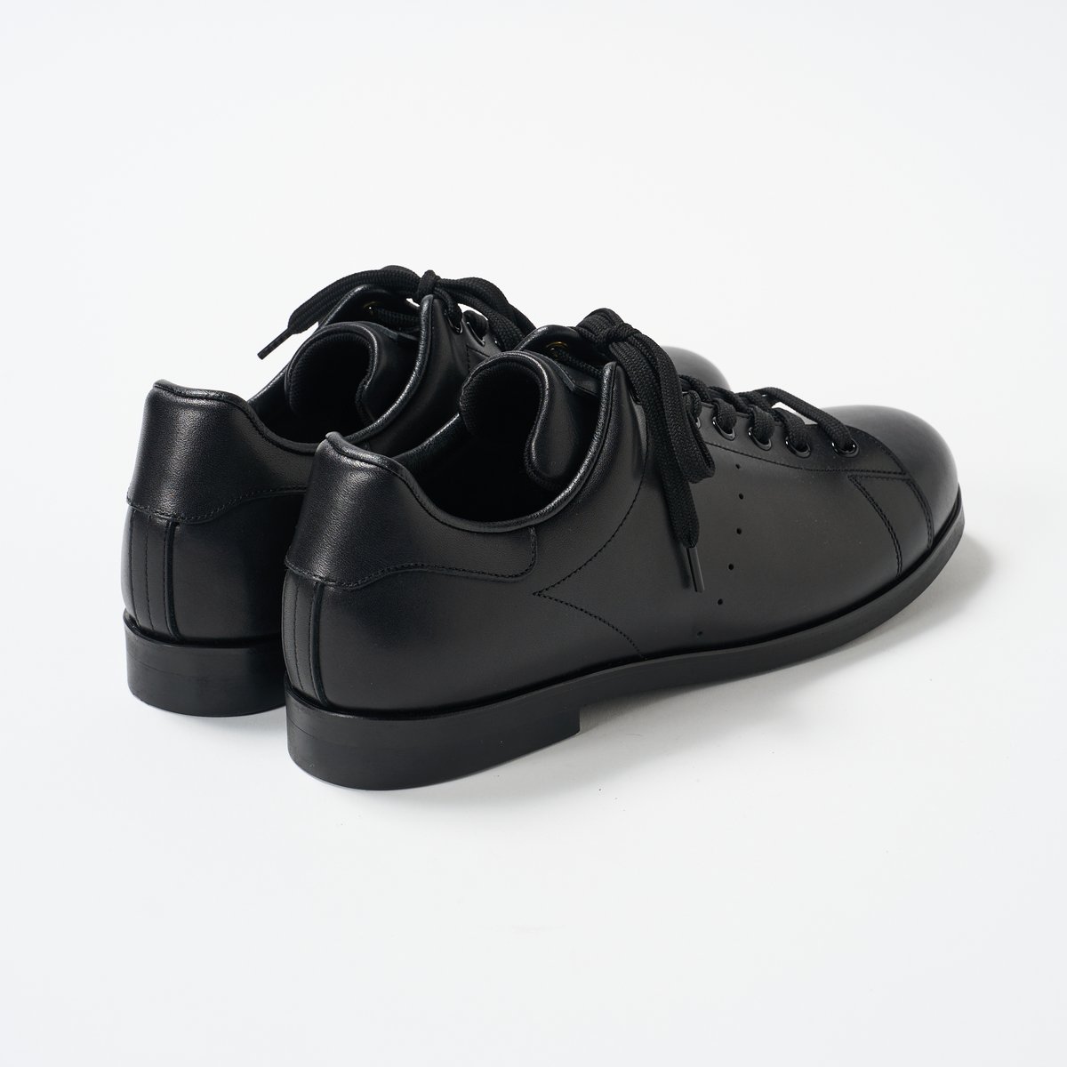 フットザコーチャー　SMITH ブラック　26-26.5cm foot the coacher (フットザコーチャー) / Non-Sporty Sneak