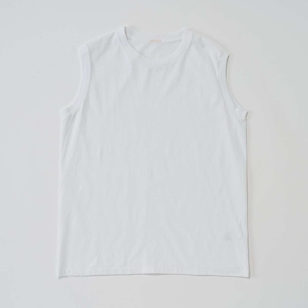 COMOLI (コモリ) コットンジャージ ノースリーブ [WHITE] COMOLI (コモリ) コットンジャージ ノースリーブ [WHITE]