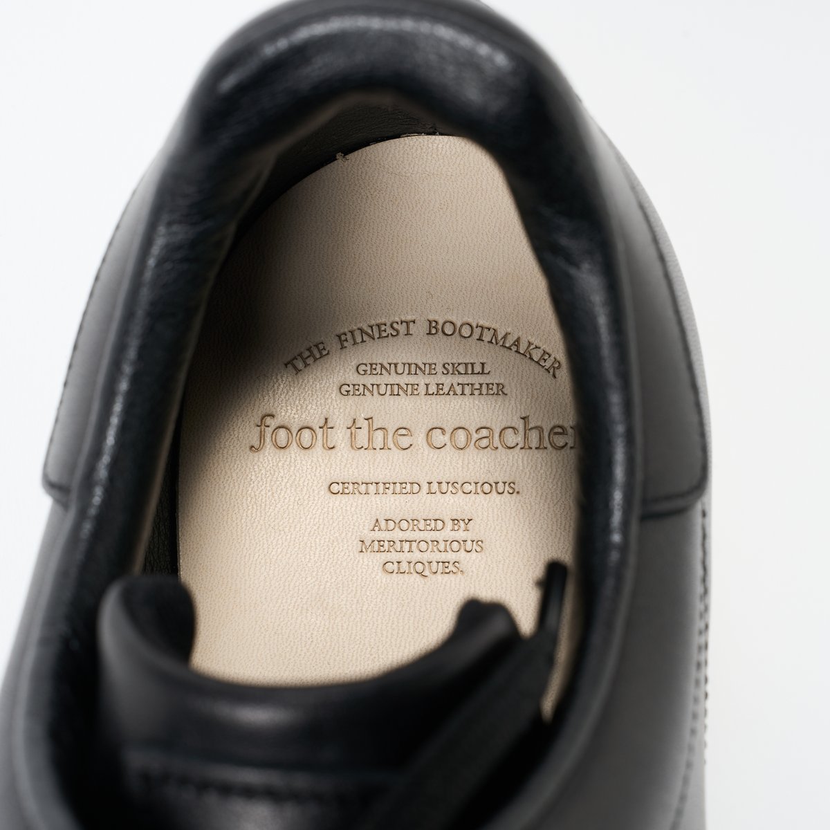 foot the coacher (フットザコーチャー) / Non-Sporty Sneak