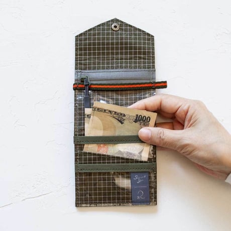 minimum wallet lotus camel