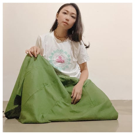 シュリーラーデーTシャツ薄グリーン