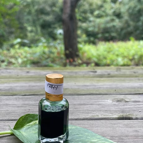 ラーダーモーハンのマハーフレグランスオイル（パヒューム）10〜15ml
