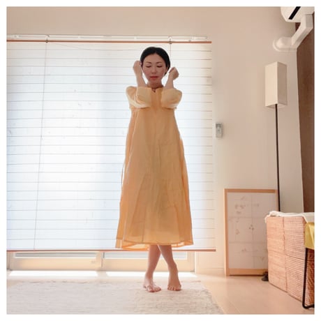 天然染めインドカディコットンワンピース　イエロー