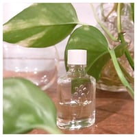 香油100%天然 開花前の朝摘みペパーミントオイル