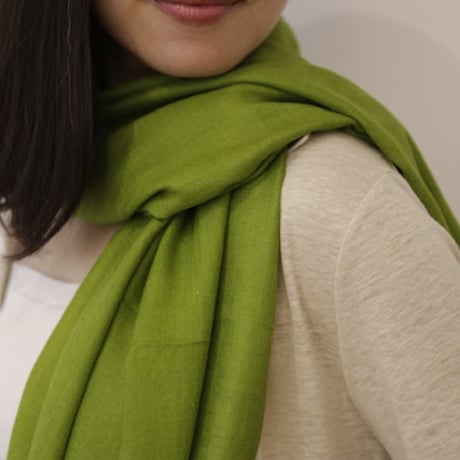 カシミアウールの薄手ストール 各色