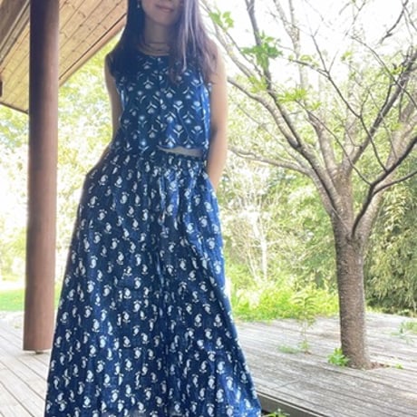 藍染ノースリーブブラウス 1
