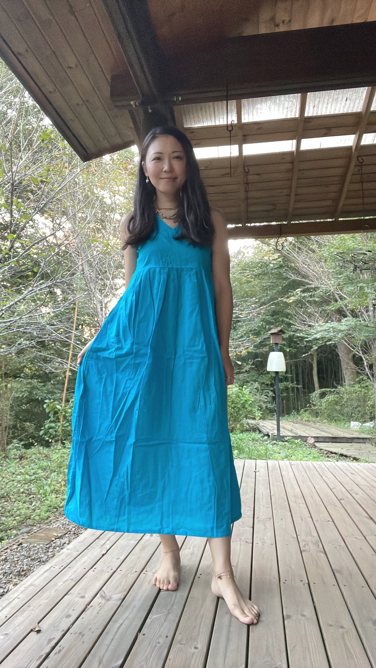 天然染めカディインドコットンのワンピース ブルー | MANGALA ARATI