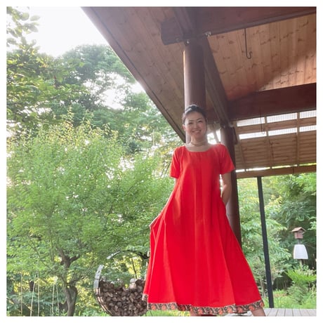 裾刺繍ワンピース半袖全３色展開