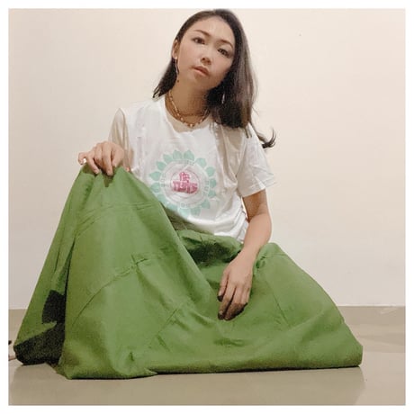シュリーラーダーTシャツ緑