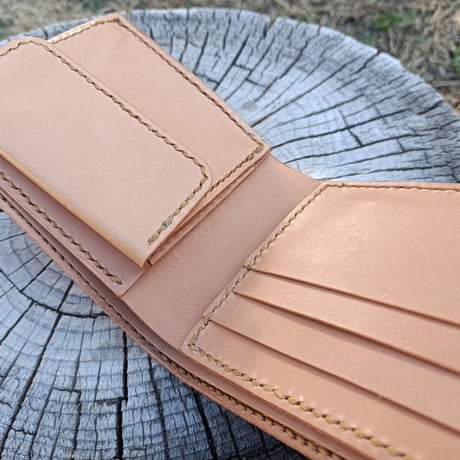本革 二つ折り財布 ウォレットロープ用ハトメ穴付き ヌメ革 Bi-fold wallet