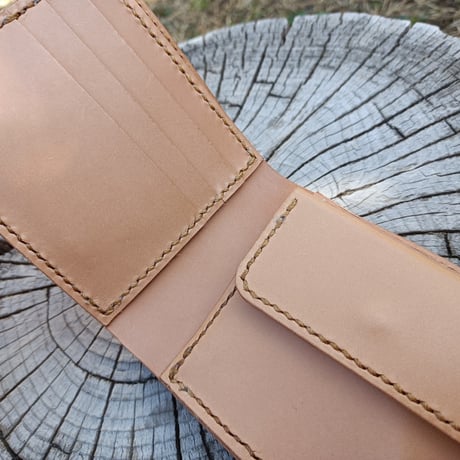 本革 二つ折り財布 ウォレットロープ用ハトメ穴付き ヌメ革 Bi-fold wallet