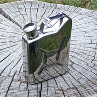グランディオス 【 130ml 】小さい オイルポット オイル缶 燃料入れ コンパクト 持ち運び キャンプ ランタン 釣り オイル入れ 小型 GD-OIKAN