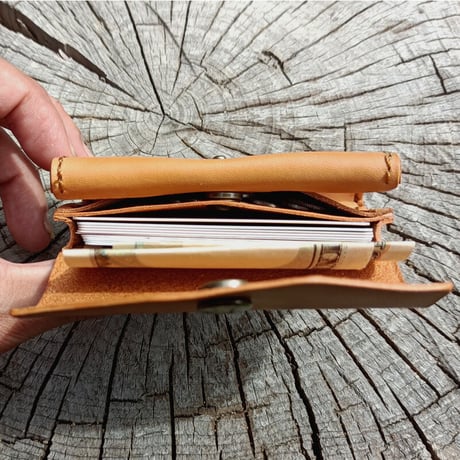 本革 ベルトループ付きミニウォレット ミニ財布 カードポケット コインケース コンパクト ヌメ革