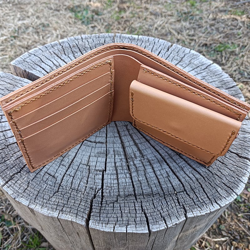 ウォレットロープ付き本革二つ折り財布 ヌメ革 Bi-fold wallet 