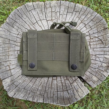 Kombat.UK スモールモール ユーティリティポーチ Olive Green