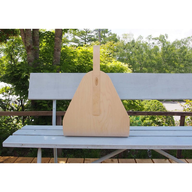 薪カゴ　薪入れ　バスケット　北欧 楽天市場】薪入れバスケット 山型 エストニア製 パイン材 かご