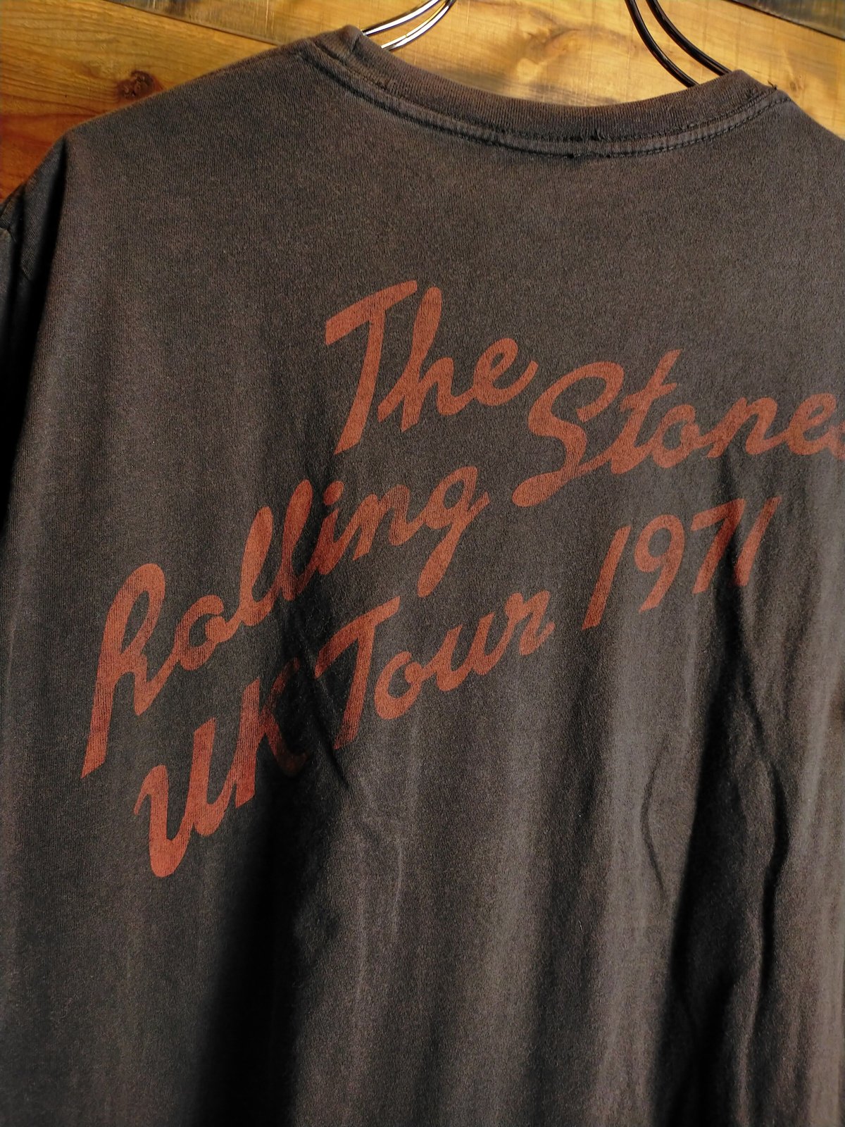 人気ブランドを FOOD JUNK / 2005年 Stoned Rolling The Tシャツ