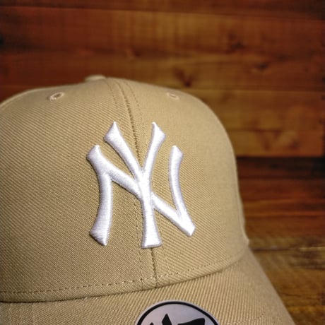 '47BRAND (フォーティーセブン ブランド)ヤンキース Yankees ‘47 MVP Khaki