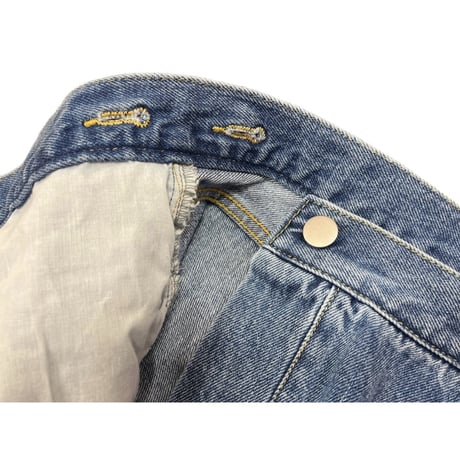 アンバランスデニムパンツ