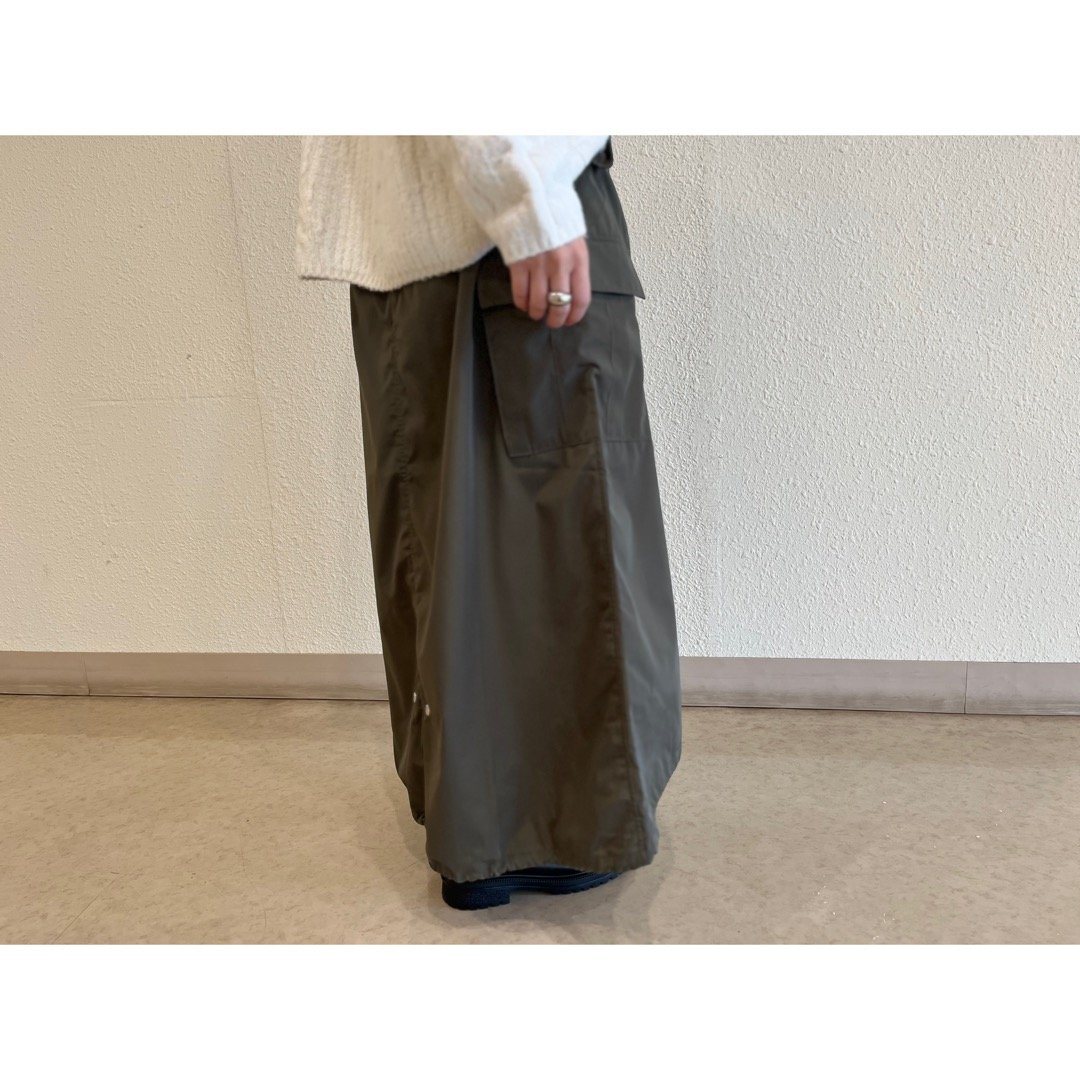 韓国 EERST W-Cargo Skirt ナイロンスカート 上品なスタイル