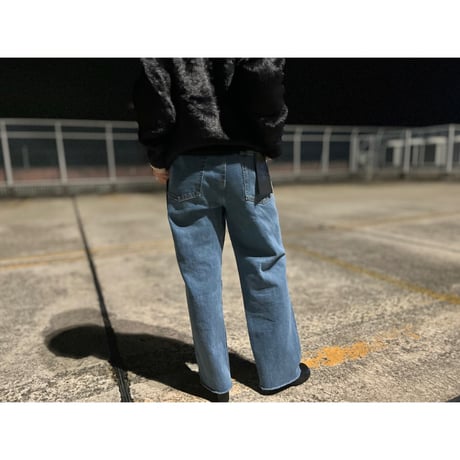 アンバランスデニムパンツ