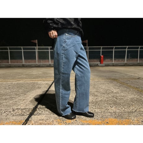アンバランスデニムパンツ