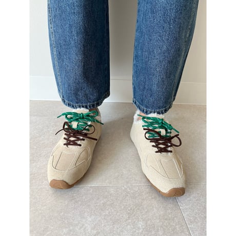 ボアコードスニーカー