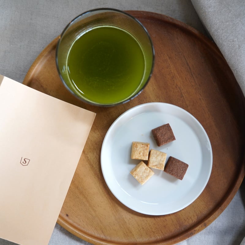 クッキー　本 Amazon.co.jp: 愛でたい。贈りたい。恋するクッキー缶図鑑